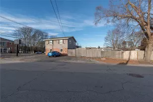 1020 Warwick Ave, Warwick, RI 02888 - Photo 6