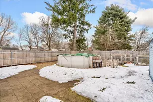 346 Chestnut St, Warwick, RI 02888 - Photo 38