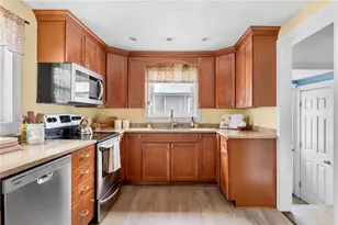 346 Chestnut St, Warwick, RI 02888 - Photo 14