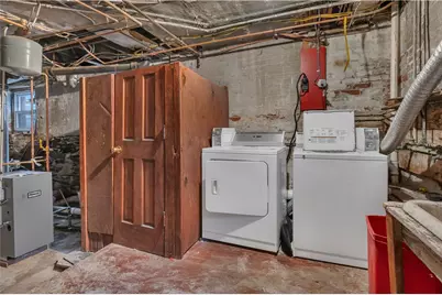 236 Broadway Street, Providence, RI 02903 - Photo 32