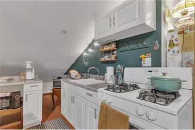 236 Broadway Street, Providence, RI 02903 - Photo 8