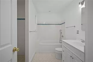 6 Conway Dr, Barrington, RI 02806 - Photo 10