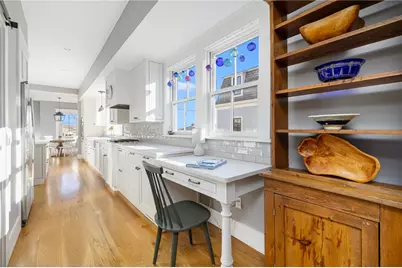 131 Eustis Avenue, Newport, RI 02840 - Photo 4