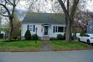 4 Eden Park Dr, Cranston, RI 02910 - Photo 2