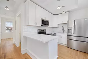 54 Sutton St, Providence, RI 02903 - Photo 8