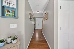 1340 Hope Rd, Cranston, RI 02831 - Photo 12