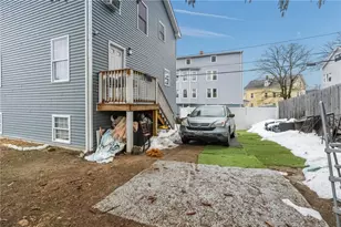 317 Amherst St, Providence, RI 02909 - Photo 14