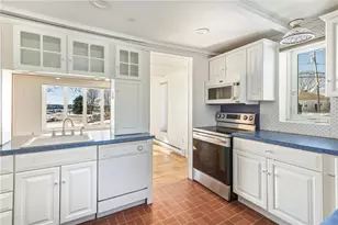 7 Conch Rd, Narragansett, RI 02882 - Photo 14