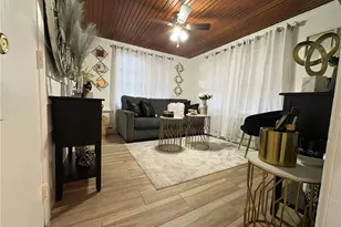 10 Spooner St, Providence, RI 02907 - Photo 16