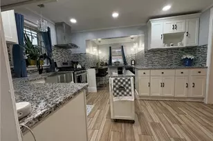 10 Spooner St, Providence, RI 02907 - Photo 22