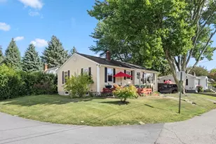 2 Simpson St, North Providence, RI 02911 - Photo 18