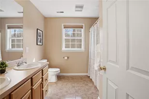 45 Gilbert Stuart Dr, Warwick, RI 02818 - Photo 30