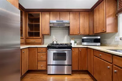 22 Miles Avenue #8, Providence, RI 02906 - Photo 8