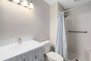 302 Chatham Cir, Warwick, RI 02886 - Photo 18