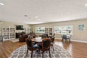 302 Chatham Cir, Warwick, RI 02886 - Photo 32