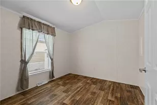 1 2nd St, Portsmouth, RI 02871 - Photo 12