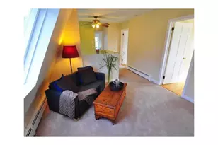 26 Peggy Ln, Portsmouth, RI 02871 - Photo 8
