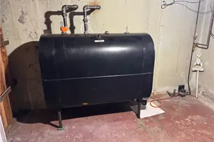 20 Hilltop Dr, Cranston, RI 02920 - Photo 36