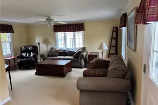 20 Hilltop Dr, Cranston, RI 02920 - Photo 4