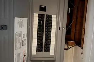 20 Hilltop Dr, Cranston, RI 02920 - Photo 38