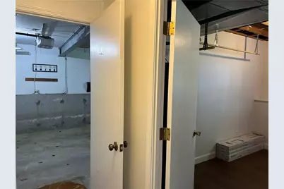 11 Pocono Road, Middletown, RI 02842 - Photo 48