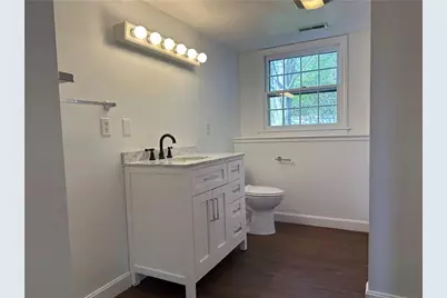 11 Pocono Road, Middletown, RI 02842 - Photo 40