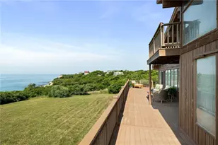 1035 Mohegan Trail, Block Island, RI 02807 - Photo 8