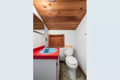1035 Mohegan Trail, Block Island, RI 02807 - Photo 36