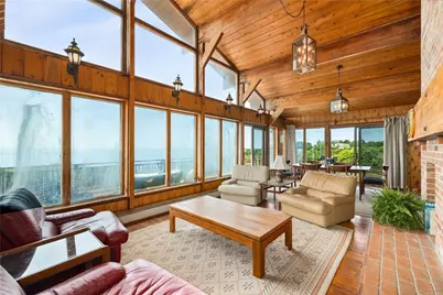1035 Mohegan Trail, Block Island, RI 02807 - Photo 14
