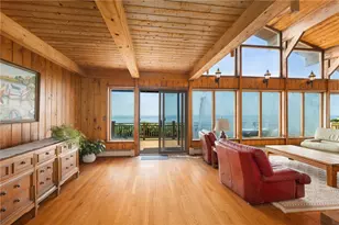 1035 Mohegan Trail, Block Island, RI 02807 - Photo 18