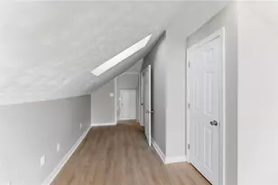 10 Woburn St, Cranston, RI 02910 - Photo 40