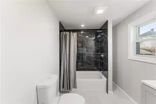 10 Woburn St, Cranston, RI 02910 - Photo 12