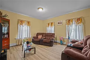 76 Slater St, Pawtucket, RI 02860 - Photo 22