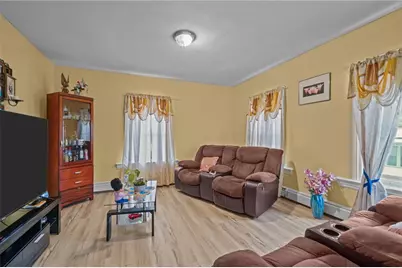 76 Slater Street, Pawtucket, RI 02860 - Photo 32