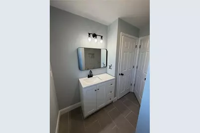 362 Kenyon Avenue, Pawtucket, RI 02861 - Photo 20