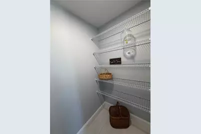 362 Kenyon Avenue, Pawtucket, RI 02861 - Photo 36