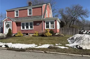 41 Lookout Ave, North Providence, RI 02911 - Photo 2