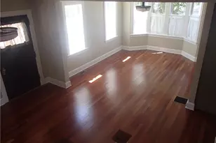 490 Broadway Rd, Newport, RI 02840 - Photo 10