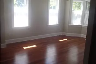 490 Broadway Rd, Newport, RI 02840 - Photo 8