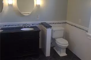 490 Broadway Rd, Newport, RI 02840 - Photo 16