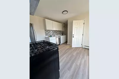 277 Mauran Avenue, East Providence, RI 02914 - Photo 2