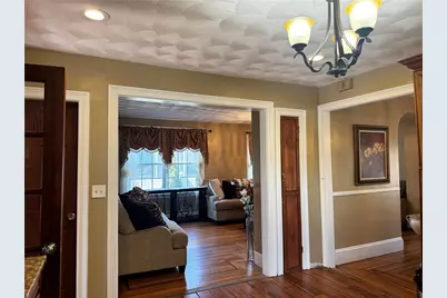 72 Concord Avenue, Cranston, RI 02904 - Photo 10