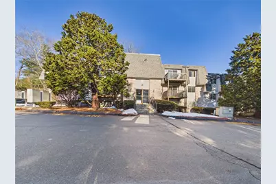 1560 Douglas Avenue #B19, North Providence, RI 02904 - Photo 1