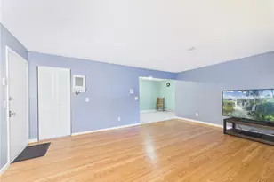 1560 Douglas Ave, North Providence, RI 02904 - Photo 4