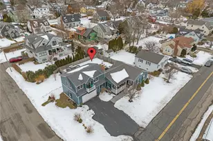 97 Eustis Ave, Newport, RI 02840 - Photo 10