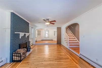 671 Benefit Street, Pawtucket, RI 02861 - Photo 2