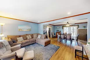 68 Leaf St, West Warwick, RI 02893 - Photo 4