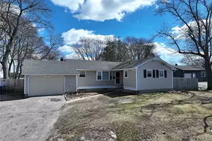 68 Leaf St, West Warwick, RI 02893 - Photo 2