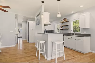 7 Hawthorne Avenue, Bristol, RI 02809 - Photo 12