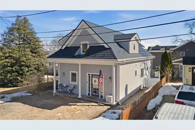 7 Hawthorne Avenue, Bristol, RI 02809 - Photo 1